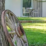 Hotel Vasilikos Beach