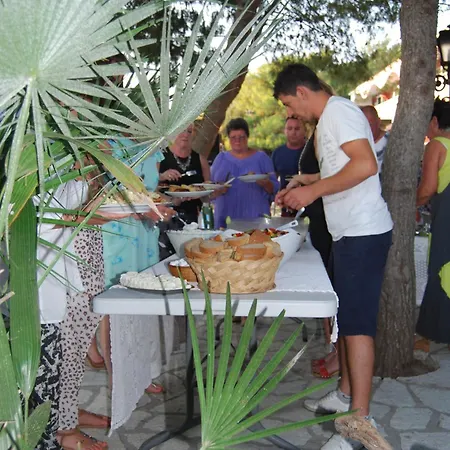 Hotel Vasilikos Beach 2*