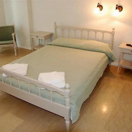 Hotel Vasilikos Beach 2*