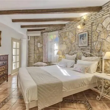 Отель Hotel Vasilikos Beach Василикос