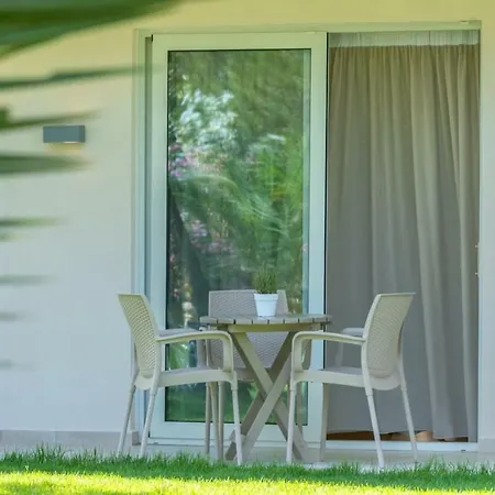 Hotel Vasilikos Beach מלון Vasilikí