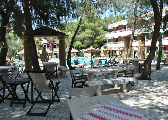 Hotel Vasilikos Beach 2*