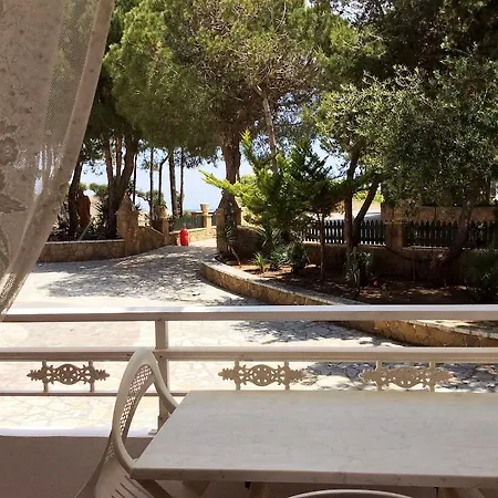 Hotel Vasilikos Beach Otel 2*